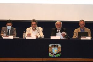 Analizan autoridades federales y de educación superior un plan de acción para la transformación educativa en salud