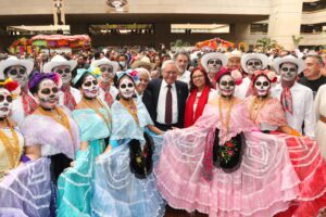 Celebra SEP identidad nacional con la exposición “Día de Muertos, una tradición muy viva”