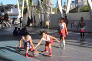 *Juegan torneo relámpago de basquetbol 3×3 en actividades del ‘Túnel de la Paz’*