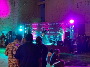 “Urban Fest, Asando y Rockeando: Un Encuentro Vibrante de Juventud y Cultura Urbana”
