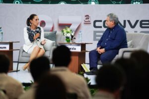 ''NOS VA A IR MUY BIEN LOS PRÓXIMOS SEIS AÑOS’’: CLAUDIA SHEINBAUM CONVOCA A BANQUEROS DE MÉXICO A FORTALECER EL DIÁLOGO Y APROVECHAR EL POTENCIAL DE DESARROLLO DEL PAÍS