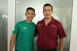 *El olímpico Edson Ramírez realiza charla de motivación a atletas tamaulipecos*