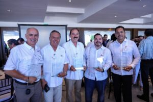 *Reconocen a graduados del primer Programa de Desarrollo de Proveedores Blue Wave en Tamaulipas*