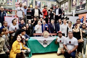 *Presentan segunda edición del Cinturón Tamaulipas para la pelea entre "Canelo" Álvarez y Edgar Berlanga*