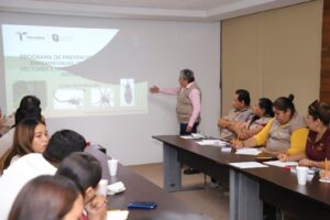 *Capacita SST a Promotores de Bienestar contra el dengue*