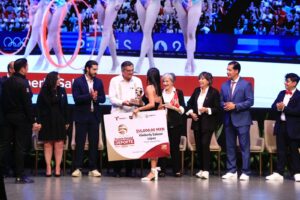 *Premia Américo a talentosos jóvenes y deportistas tamaulipecos*