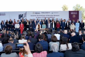 *Participa gobernador en el Acuerdo Nacional por el Derecho Humano al Agua*