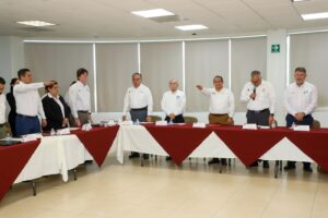 *Toman protesta a nuevos integrantes del Comando Interinstitucional Estatal del Sector Salud*