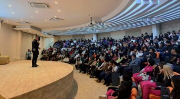 *Estudiantes y docentes universitarios reciben pláticas preventivas de la Guardia Estatal*