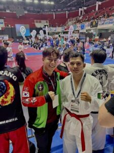 *Representa estudiante de la UT Nuevo Laredo a México en Campeonato Mundial de Taekwondo en Argentina*