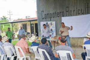 *Productores tamaulipecos se suman a la prevención del gusano barrenador*