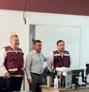 *En Villa de Casas, fortalece gobierno de Américo infraestructura educativa*