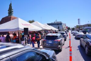 Neolaredenses se solidarizan y se suman al Gobierno Municipal; colecta por familias afectadas se extiende hasta el lunes