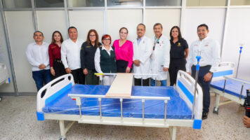 Carmen Lilia Canturosas refuerza la salud pública de Nuevo Laredo con entrega de camas hospitalarias al IMSS y Hospital General