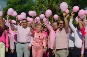 *Se suma sector educativo a la lucha contra el cáncer de mama*
