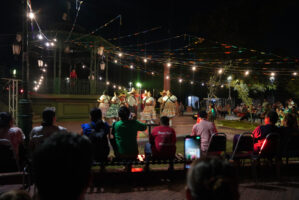 Plaza Juárez Vive una Tarde de Música, Danza y Tradición en el Centro Históricoa
