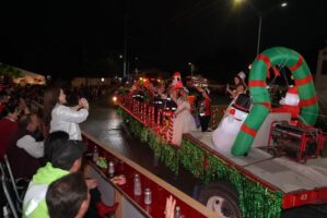 Gobierno Municipal Abre Convocatoria para Participar en el Desfile Navideño 2025