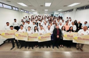 *Fortalece ITABEC el talento universitario con 456 becas en la UPV*