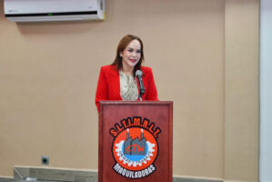 Carmen Lilia Canturosas Reafirma su Compromiso con la Clase Trabajadora y Fortalece Lazos con el Sindicato de Maquiladoras