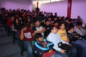 *Prepara UPRR a estudiantes para demandas del mercado laboral actual*