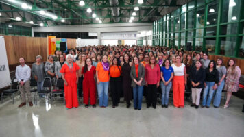 Gobierno Municipal e INMUJER Reúnen a Más de 300 Mujeres en Conferencia de Empoderamiento con Rocío Gómez Turner