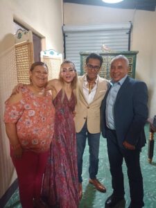 *Paola Gudiño cautiva a neolaredenses con tangos y canciones mexicanas*