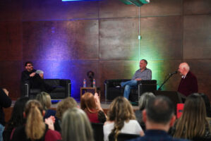 NEOLAREDENSE NOMINADO AL ÓSCAR PRESENTA SU PRIMER LIBRO EN NUEVO LAREDO