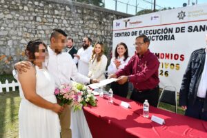 *Celebran matrimonios colectivos en CEDES Victoria*