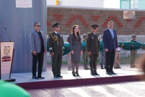 CARMEN LILIA CANTUROSAS ENCABEZA EMOTIVA CEREMONIA DEL DÍA DE LA BANDERA Y REAFIRMA EL ORGULLO NACIONAL DESDE LA FRONTERA