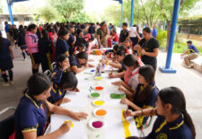 330c7a25-f4a1-4bab-b20b-2f12f7b00b76