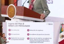 FOTO COMPOSICION CLAUDIA SHEINBAUM----